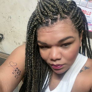 Meet your Posher, Deisy